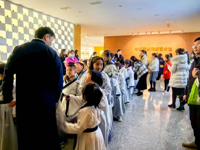 文化赋能：酒泉魔创文旅挖掘城市文化资源的实践探索